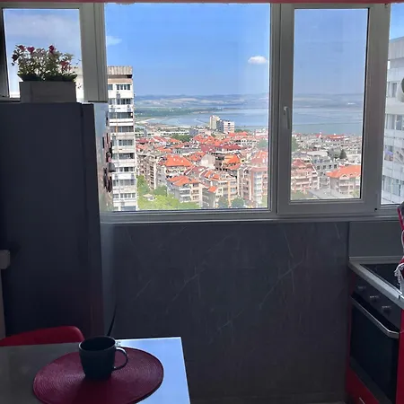 아파트 Panoramaview Lazur *